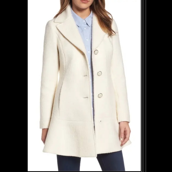 Kensie Winter White Notch Lapel Peplum Coat
Small